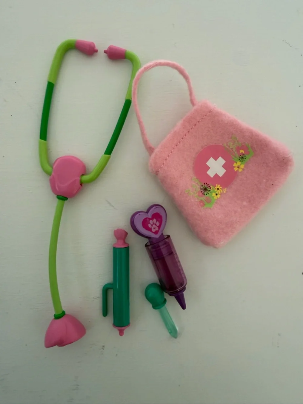 American Girl doll Vet Accessory Set with a additional items from another AG set - Picture 7 of 9